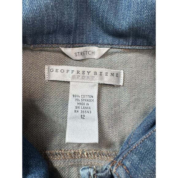 Geoffry Beene Sport Women's Jean/Denim jacket, size 12; Vintage, tapered waist - Picture 9 of 9
